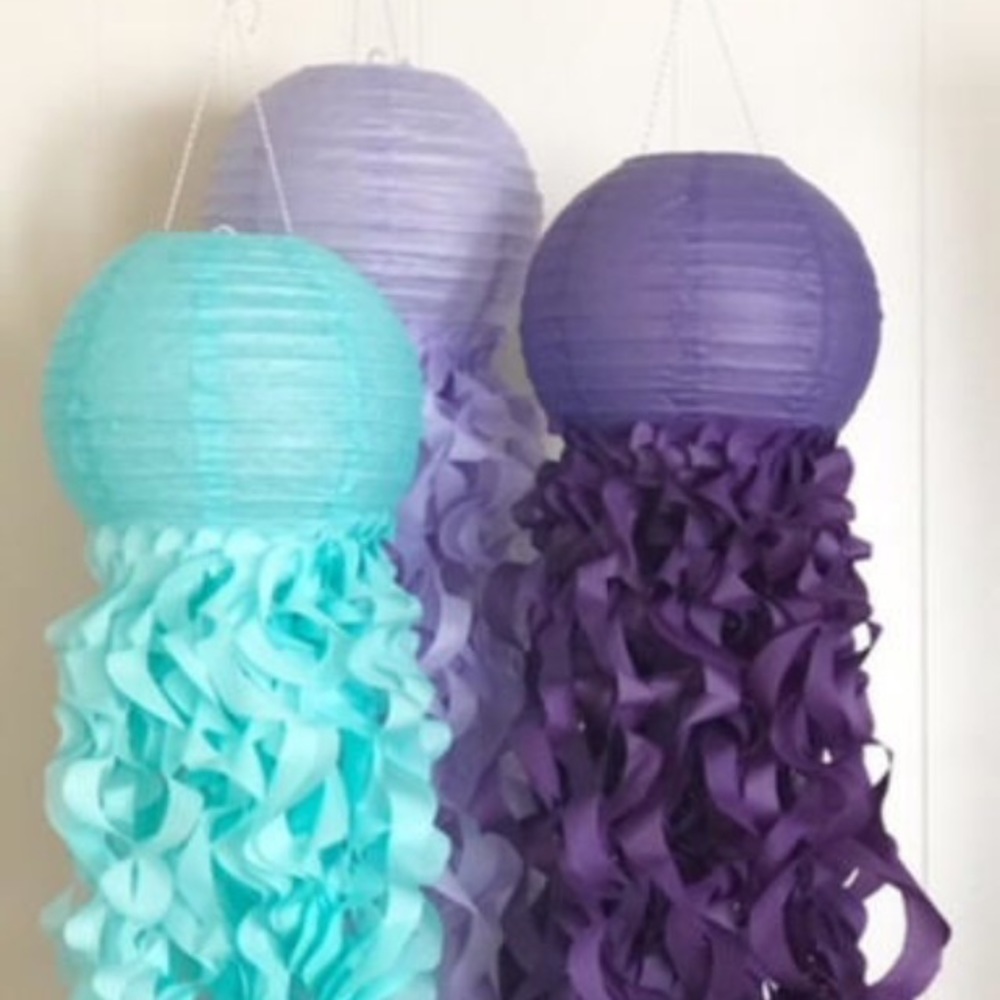 Jellyfish Paper Lanterns for Mermaid Party